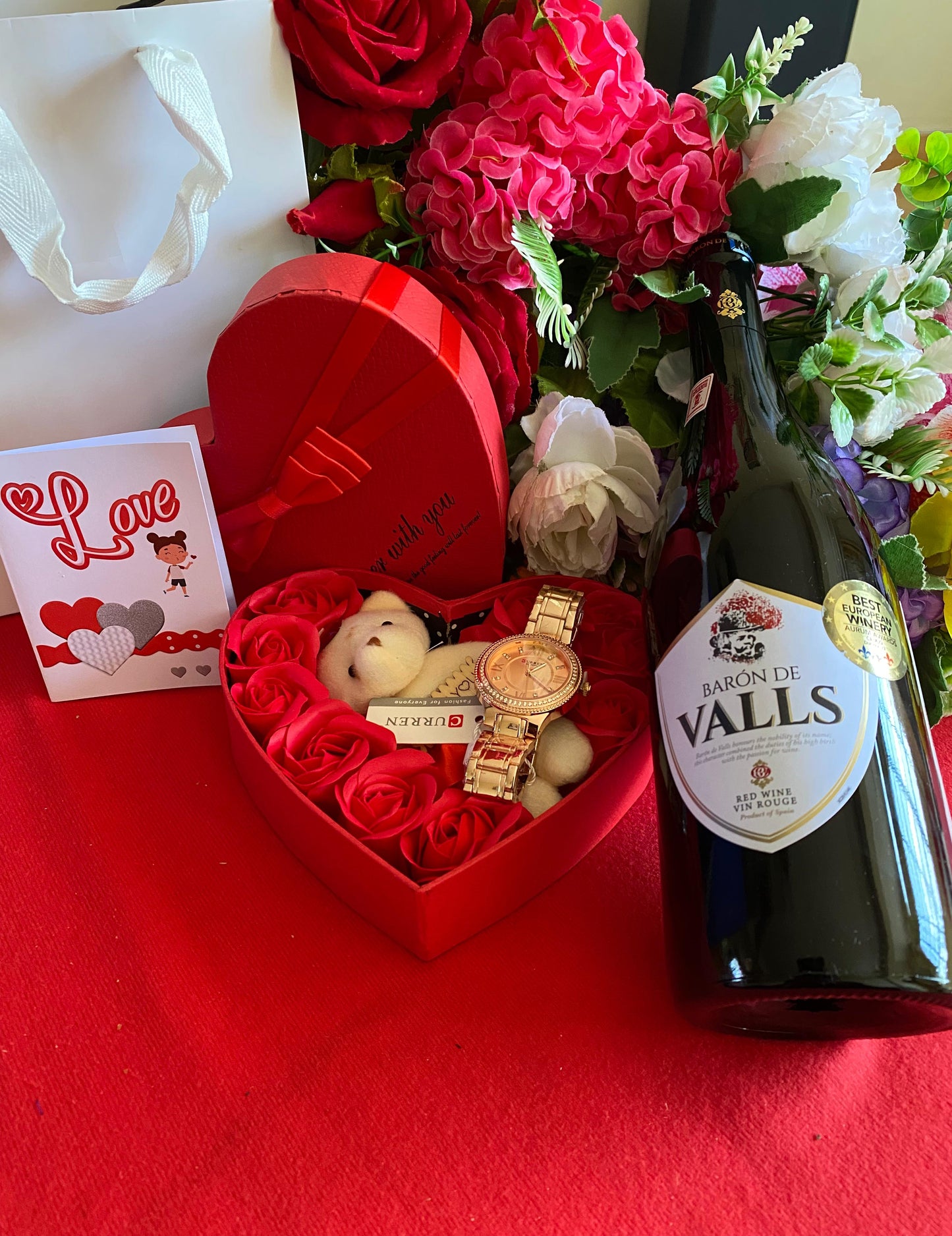 1 A Wine, Loveheart and Watch Gift set